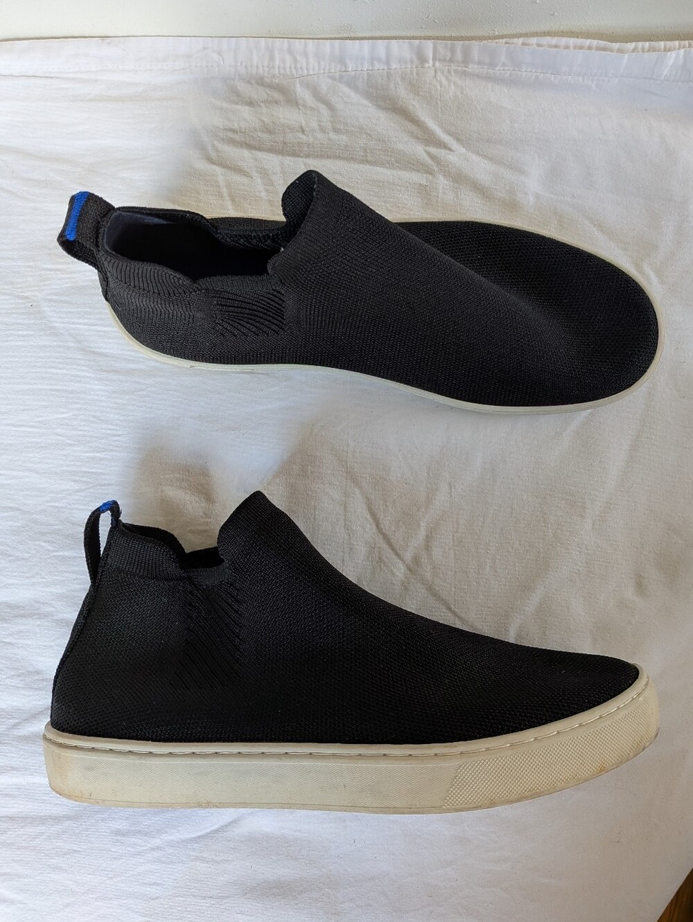 Rothy’s The Chelsea Boot Black High Top Knit pull on washable